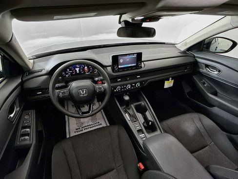 Certified 2025 Honda Accord SE image 22