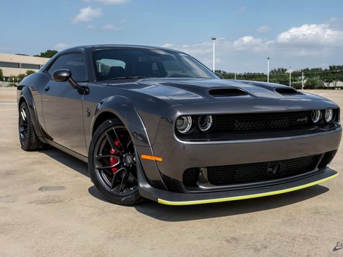 Used 2023 Dodge Challenger SRT Hellcat RWD image 23
