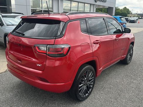 Used 2022 Jeep Compass Limited w/ (RED) Package AWD/4WD image 11