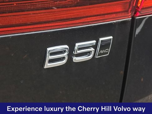 New 2026 Volvo XC60 B5 Ultra w/ Protection Package Premier AWD/4WD image 16