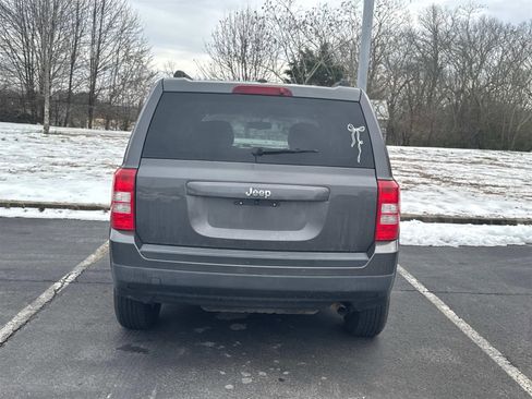 Used 2016 Jeep Patriot Sport w/ Power Value Group image 5