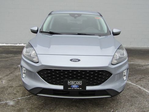 Used 2022 Ford Escape SEL image 3