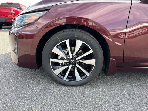 New 2025 Nissan Sentra SV w/ SV Premium Package image 9