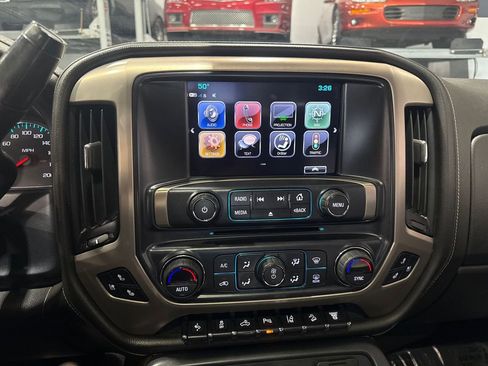 Used 2017 GMC Sierra 3500 Denali image 82