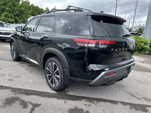 New 2026 Nissan Pathfinder Platinum w/ Lighting Package FWD image 5