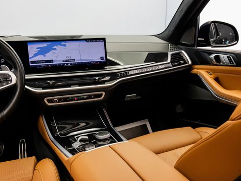 Used 2024 BMW X5 sDrive40i w/ M Sport Package image 42