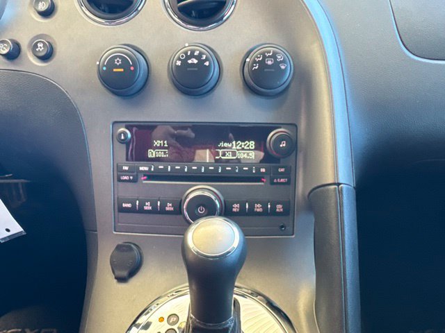 Used 2008 Pontiac Solstice GXP w/ Premium Package RWD image 22