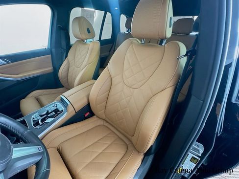 Certified 2025 BMW X5 xDrive50e w/ M Sport Package AWD/4WD image 22