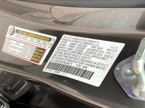 Used 2024 Acura RDX SH-AWD w/ Advance Package image 35