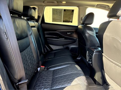Used 2019 Nissan Murano Platinum image 18