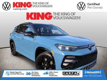 Certified 2025 Volkswagen Tiguan SE R-Line