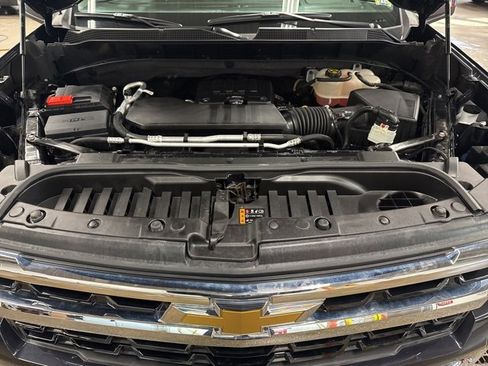 Used 2023 Chevrolet Silverado 1500 LT image 28