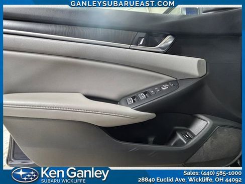 Used 2019 Honda Accord EX image 10