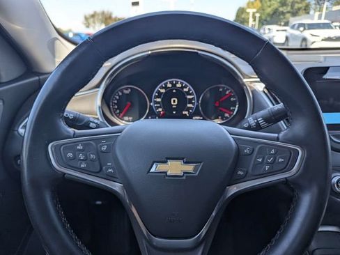 Used 2024 Chevrolet Malibu LT FWD image 24
