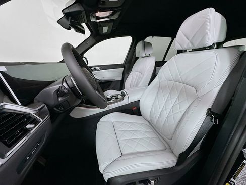 New 2026 BMW X5 xDrive50e w/ Executive Package image 16