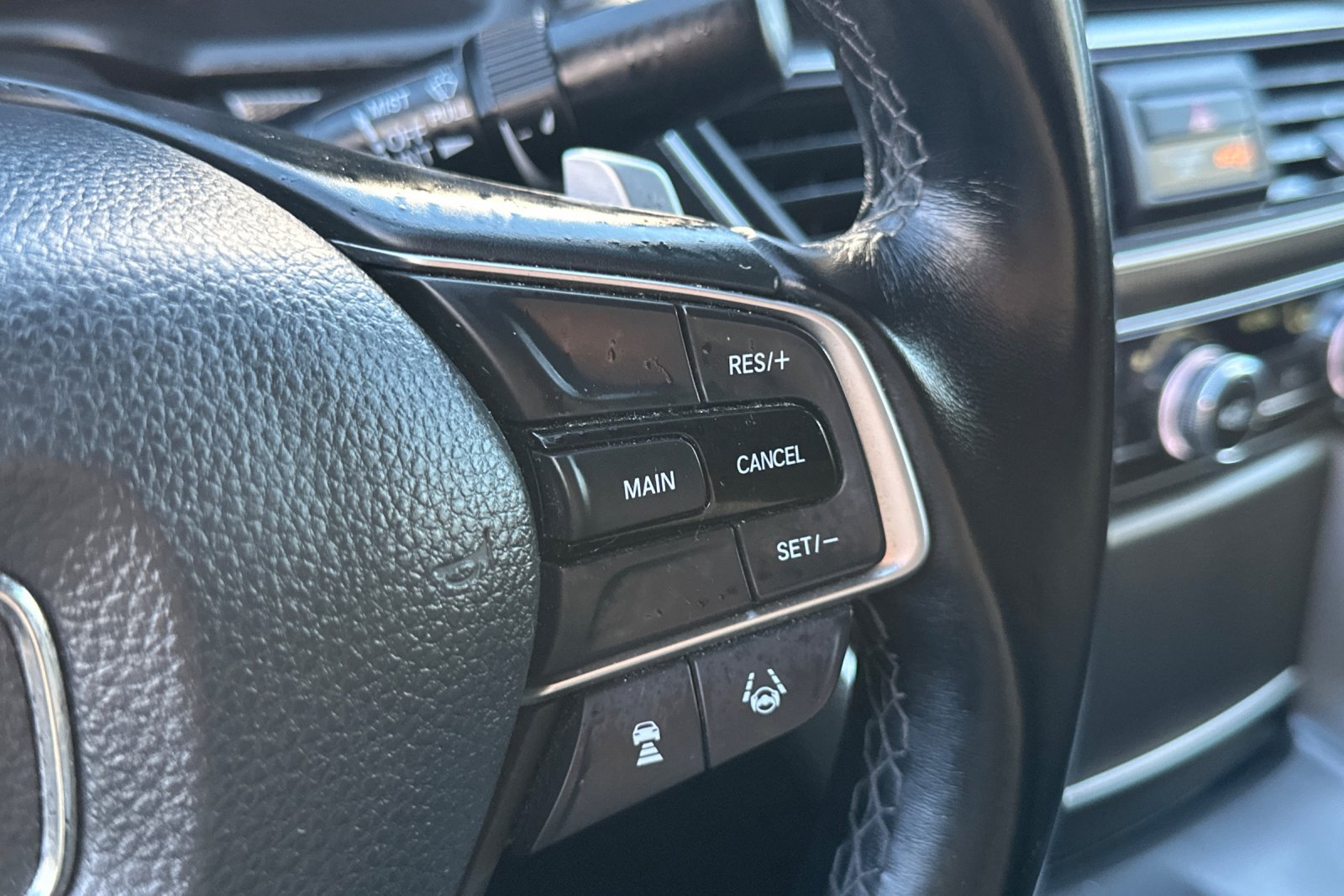 Used 2019 Honda Accord Sport image 36