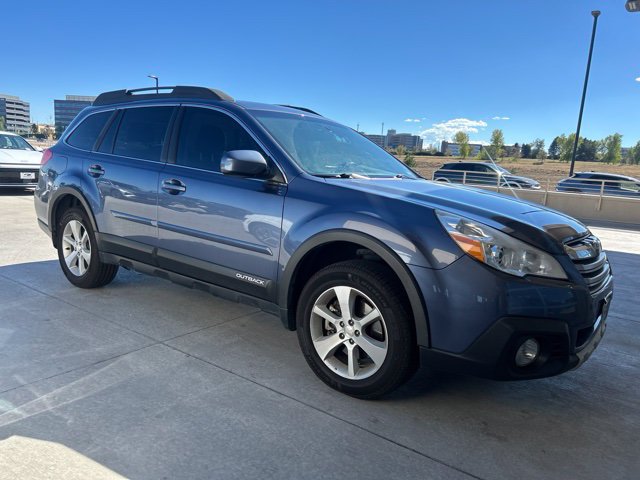 Used 2014 Subaru Outback 3.6R Limited AWD/4WD image 2