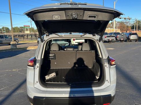 New 2026 Nissan Rogue SV w/ Rock Creek Premium Package image 10