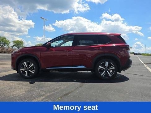 Used 2021 Nissan Rogue Platinum FWD image 6