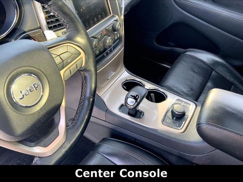 Used 2015 Jeep Grand Cherokee Overland image 18