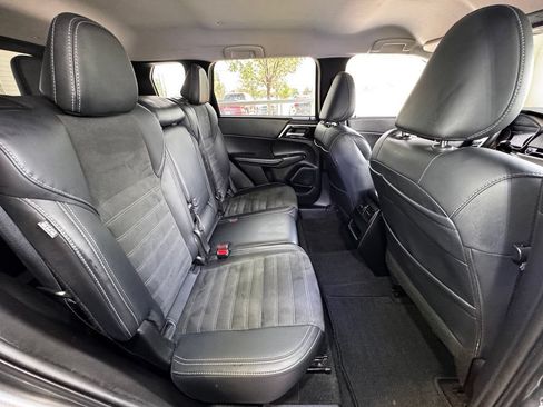 Used 2024 Mitsubishi Outlander SE AWD/4WD image 51