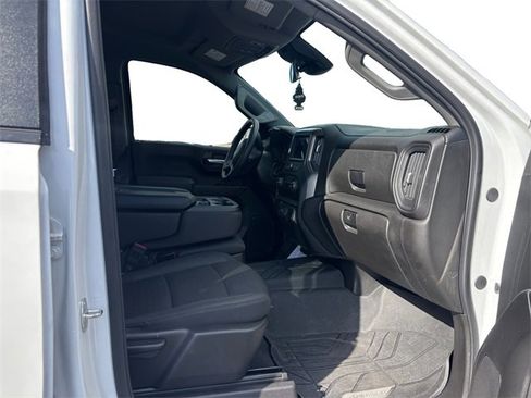 Used 2024 Chevrolet Silverado 1500 Custom image 15