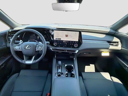 Used 2026 Lexus RX 350 w/ Convenience Package AWD/4WD image 17