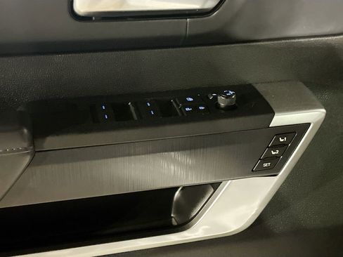 Used 2022 Toyota Tundra Platinum image 23