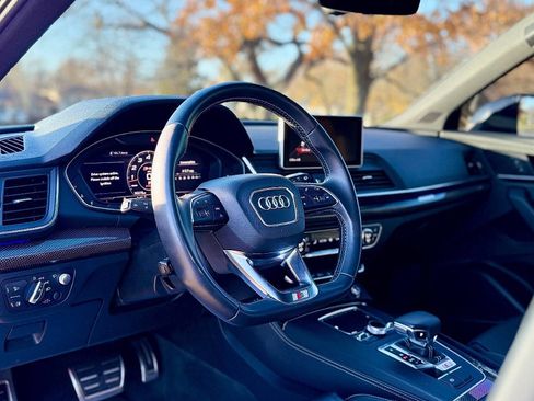 Used 2019 Audi SQ5 Prestige image 28