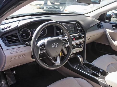 Used 2018 Hyundai Sonata SE image 23