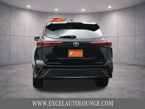 Used 2022 Toyota Highlander Limited image 5
