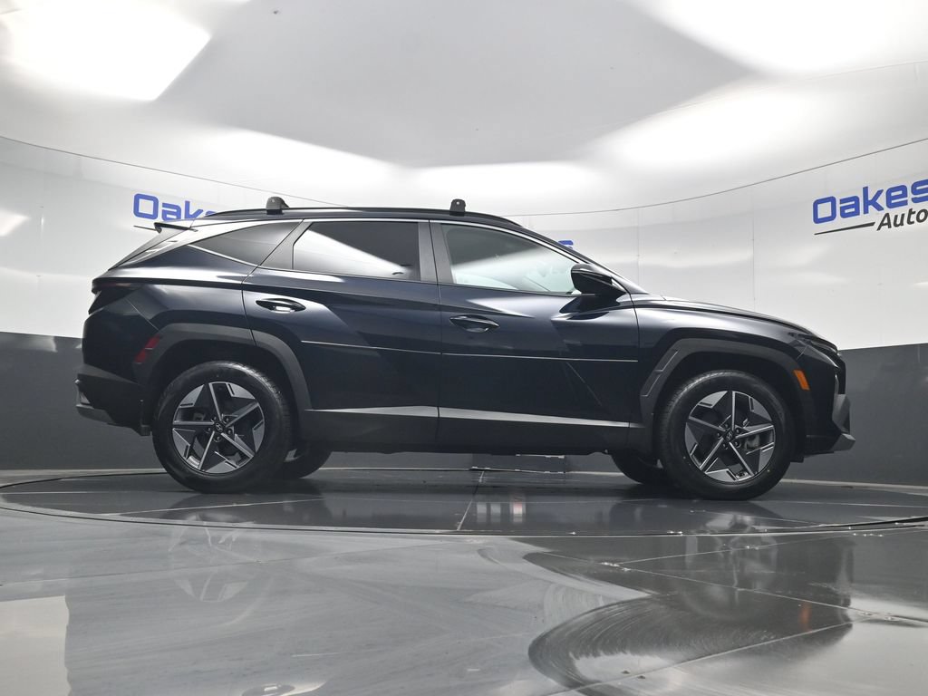 Used 2025 Hyundai Tucson SEL AWD/4WD image 46