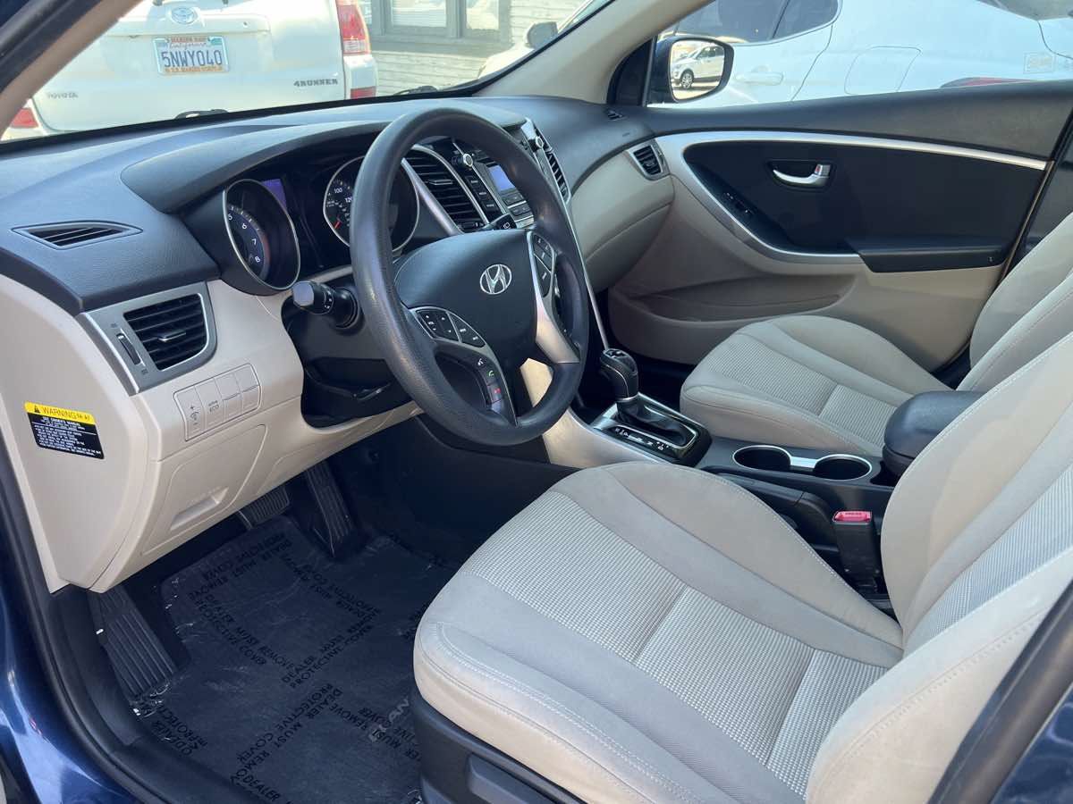 Used 2016 Hyundai Elantra GT FWD image 8