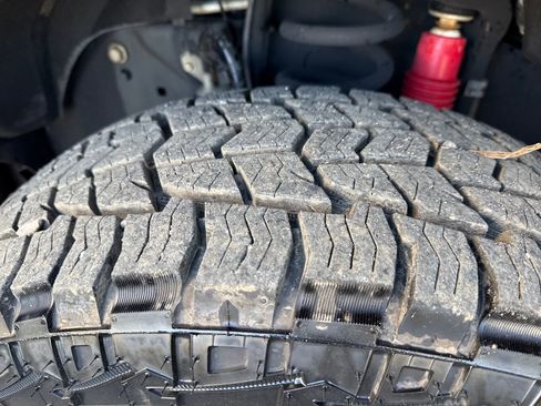 Used 2017 Ford F350 Lariat w/ Lariat Value Package image 28