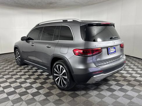 Used 2022 Mercedes-Benz GLB 250 4MATIC image 7