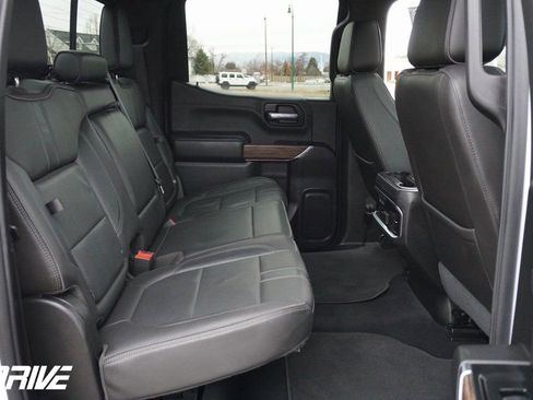 Used 2019 Chevrolet Silverado 1500 High Country image 42