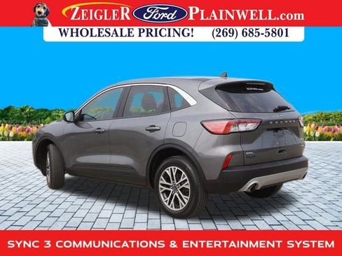 Used 2022 Ford Escape SEL image 3