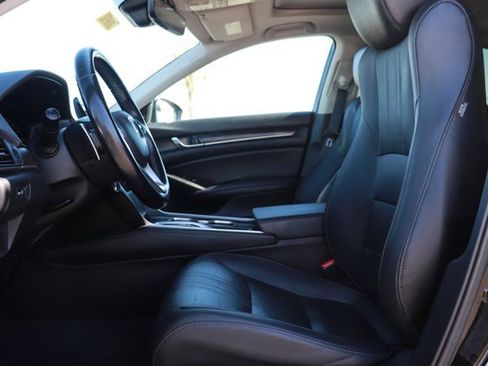 Used 2021 Honda Accord EX-L image 11