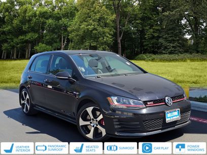Used 2017 Volkswagen GTI SE