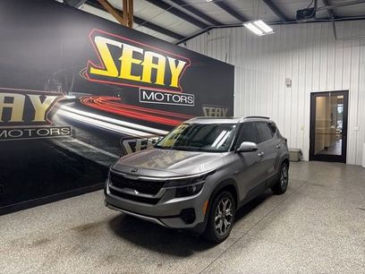 Used 2021 Kia Seltos EX