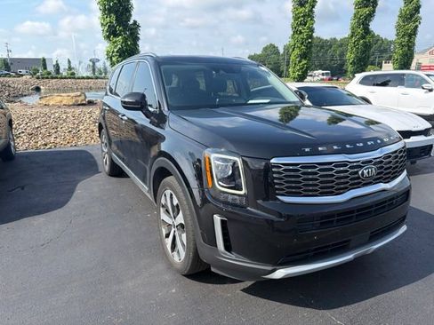 Used 2021 Kia Telluride S FWD image 3