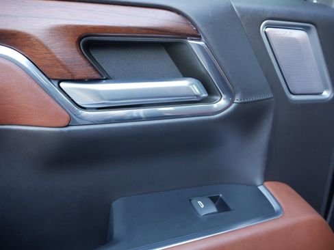 Used 2023 GMC Sierra 1500 Denali Ultimate image 22