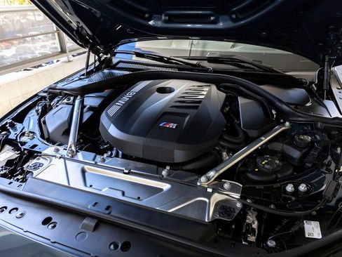 Used 2025 BMW M440i Convertible w/ Premium Package RWD image 31