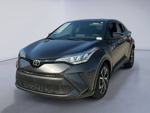 Used 2021 Toyota C-HR XLE FWD image 1