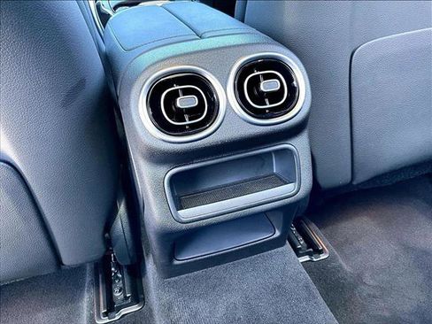 Certified 2025 Mercedes-Benz GLC 300 4MATIC image 25