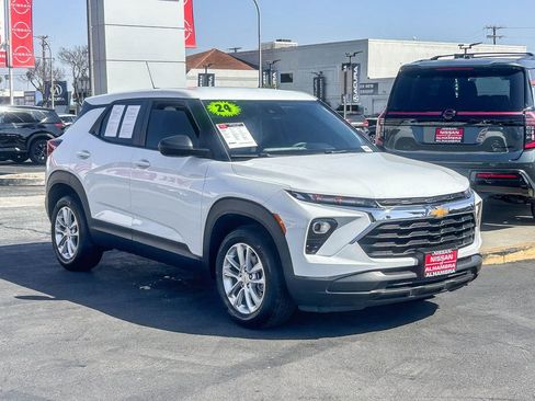 Used 2024 Chevrolet TrailBlazer LS w/ LS Confidence Package image 4