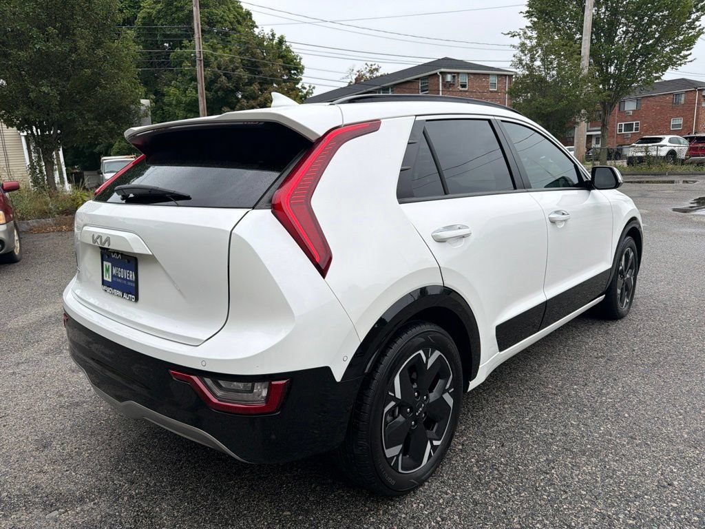 Certified 2023 Kia Niro Wave FWD image 7