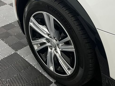 Used 2024 Cadillac Lyriq Tech image 11