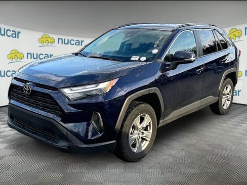 Used 2025 Toyota RAV4 XLE image 2