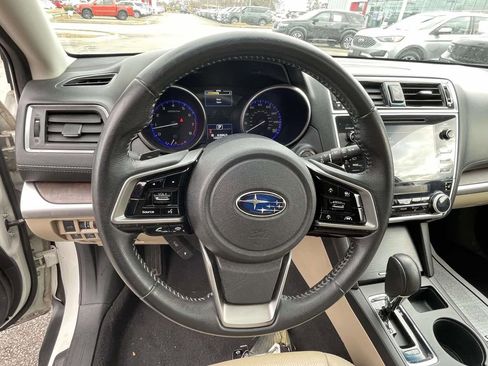 Used 2018 Subaru Outback 3.6R Limited image 20